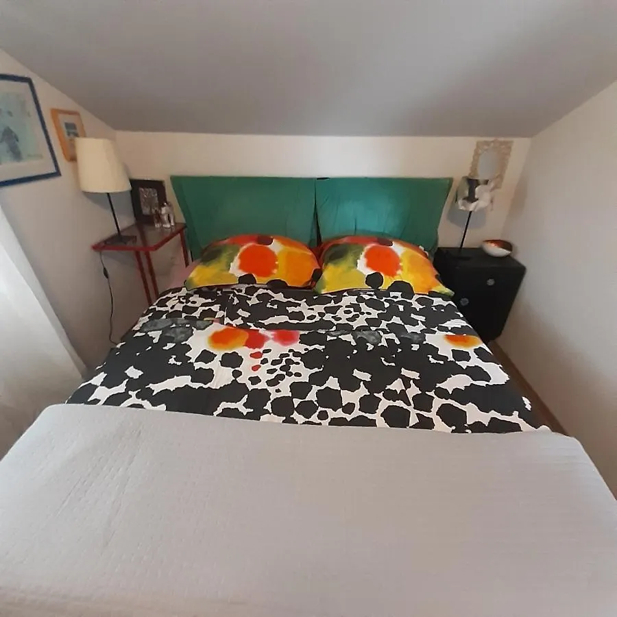 Orange Cube Apartment Fiume
